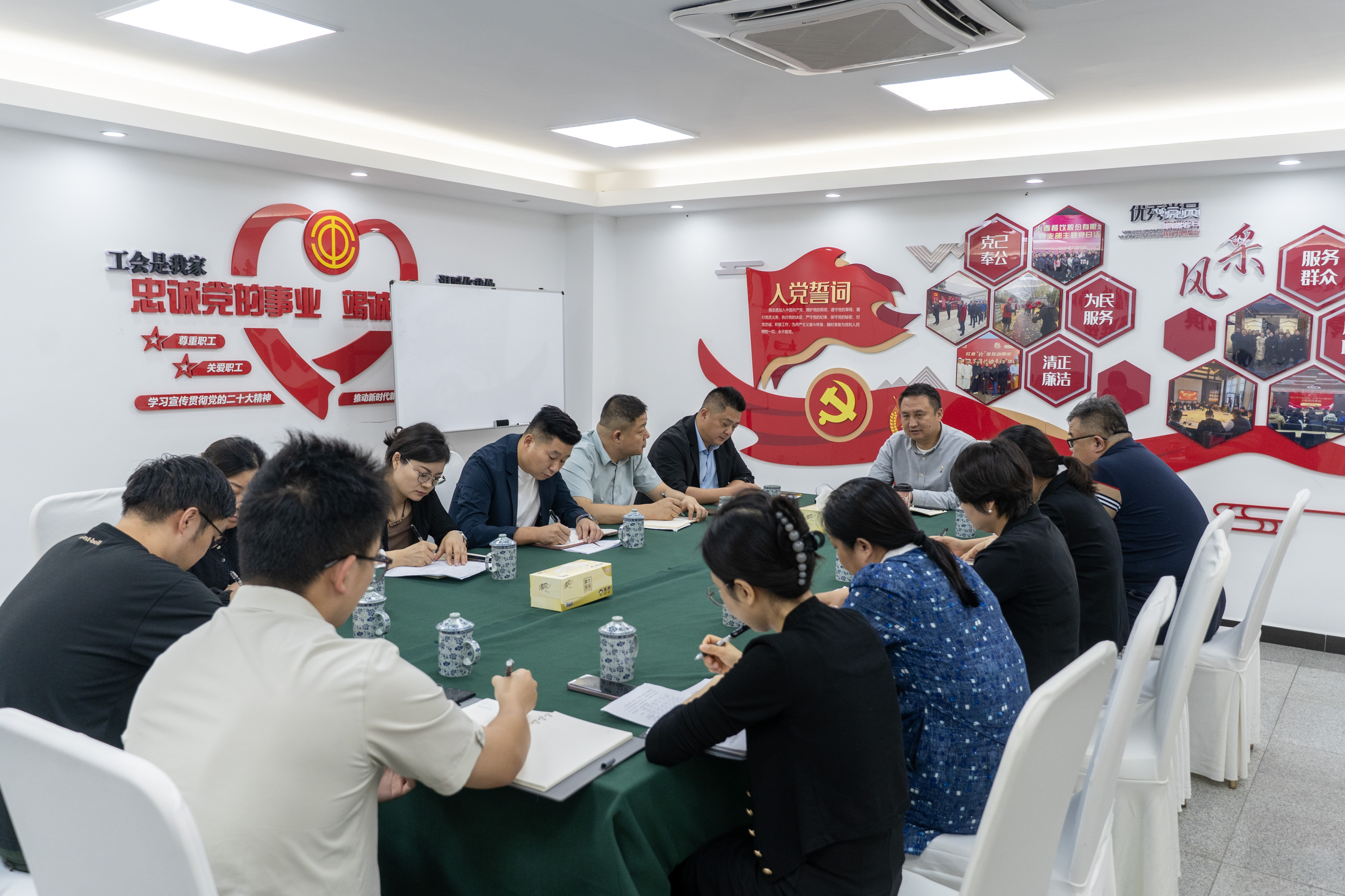 1760688501805432.jpg 微信图片_20251013150333_63_367.jpg