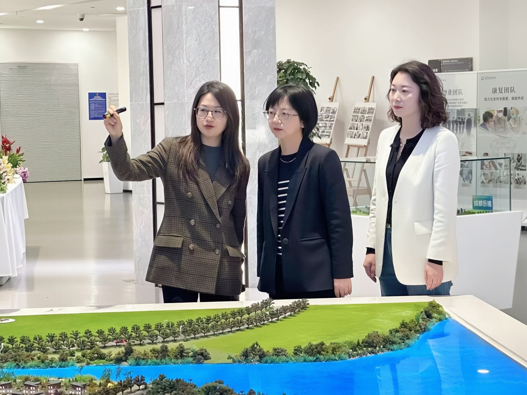 微信图片_20260422162425_8906_211(1).jpg