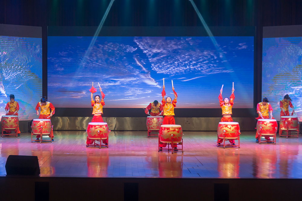 2018年扬子江集团学先进&middot;迎新春&middot;汇报会 图片集锦-6.jpg