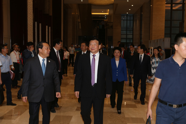 扬子江集团圆满完成2018年江苏省第十九届运动会接待任务