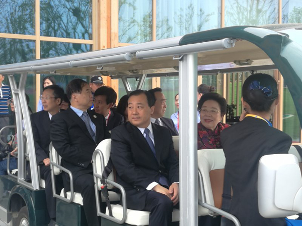 扬子江集团圆满完成第十届江苏园艺博览会工作任务